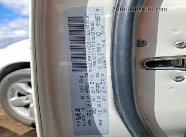 1C6RR6LT4GS278038 2016 RAM 1500 White ძრავის განყოფილების ხედი