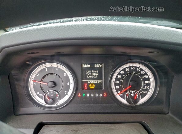 1C6RR7FT3GS204238 2016 RAM 1500 Black Vista del cuadro de instrumentos
