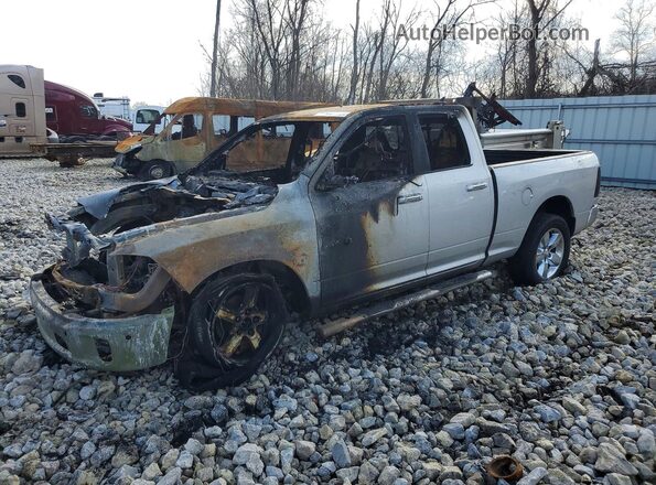 1C6RR7GG5JS168884 2018 RAM 1500 Silver Передня ліва чверть