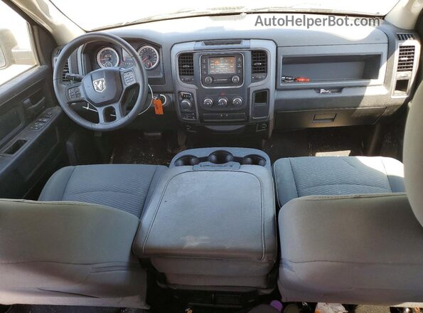 1C6RR7KT3JS329821 2018 RAM 1500 Gray Dashboard view