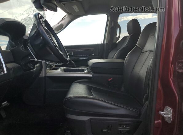 1C6RR7NM4JS269746 2018 RAM 1500 Бордовый Вид салона спереди