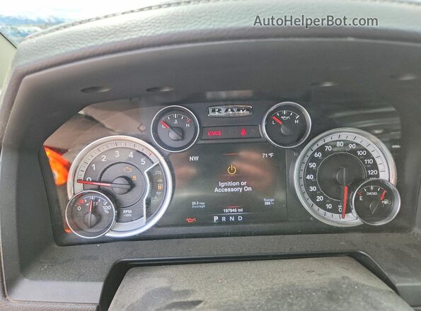 1C6RR7VM2GS215127 2016 RAM 1500 White Вид щитка приладів