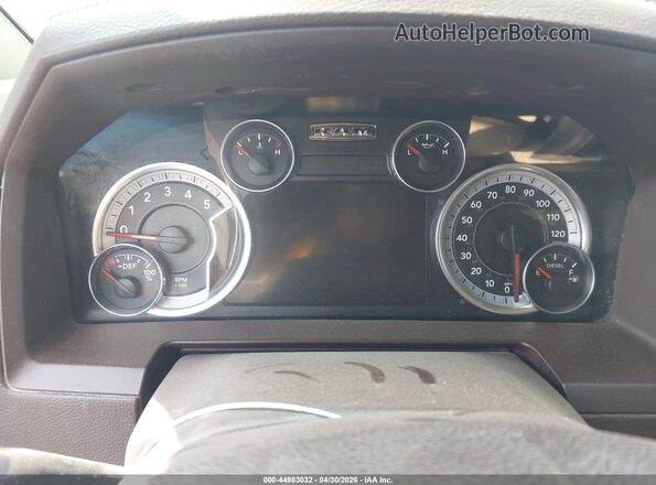 1C6RR7VM3HS644939 2017 RAM 1500 Красный 