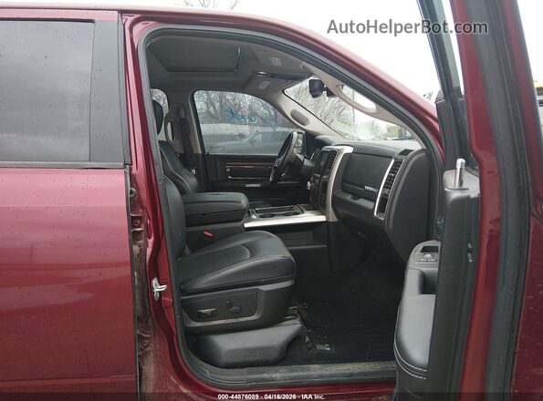 1C6RR7VT3HS530141 2017 RAM 1500 Красный Вид салона спереди