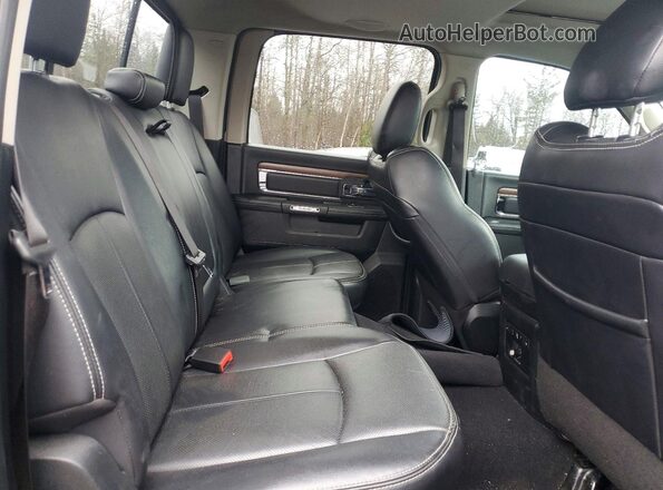 1C6RR7VT9JS306006 2018 RAM 1500 Black უკანა სავარძლების ხედი