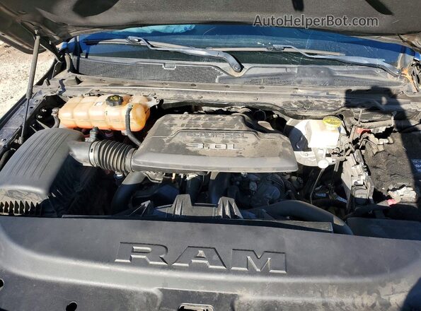 1C6RREJM2NN178893 2022 RAM 1500 Gray Вид задньої частини салону