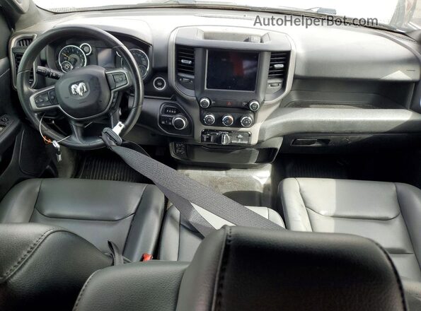 1C6SRFCT1MN697296 2021 RAM 1500 White Widok zestawu wskaźników
