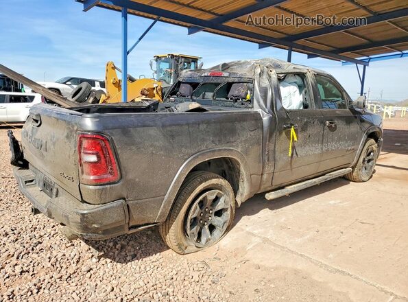 1C6SRFFPXTN165641 2026 RAM 1500 Charcoal Tył prawy