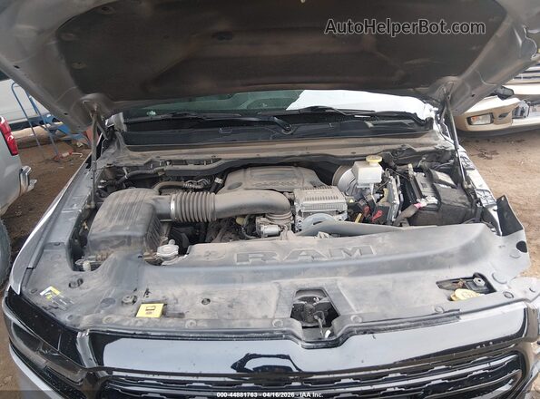 1C6SRFHT5MN584119 2021 RAM 1500 Серый Вид сзади