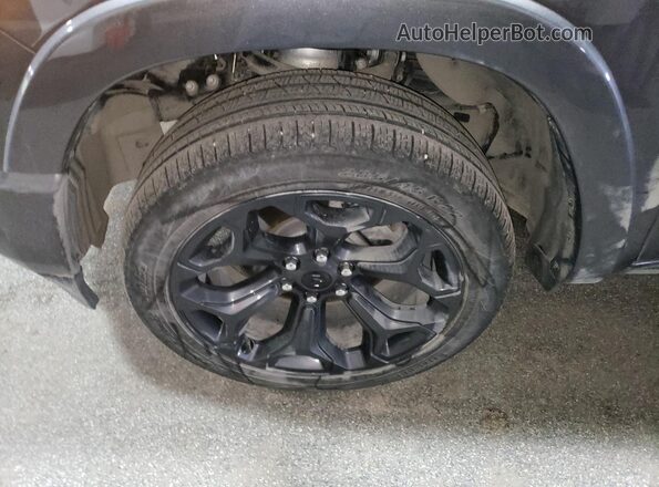 1C6SRFHT5PN671653 2023 RAM 1500 Gray Սալոնի 360 աստիճան տեսք