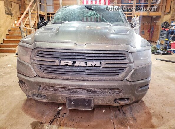 1C6SRFJT2LN299824 2020 RAM 1500 Green Вид спереду