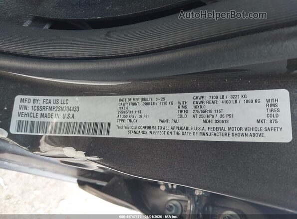 1C6SRFMP2SN704433 2025 RAM 1500 Black Vista del compartimento del motor