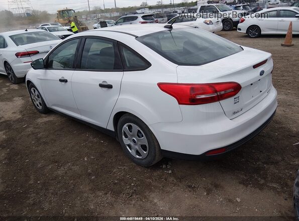 1FADP3E22GL207125 2016 FORD FOCUS Белый Задняя левая четверть