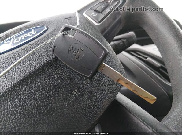1FADP3E22GL207125 2016 FORD FOCUS Белый Вид панели приборов