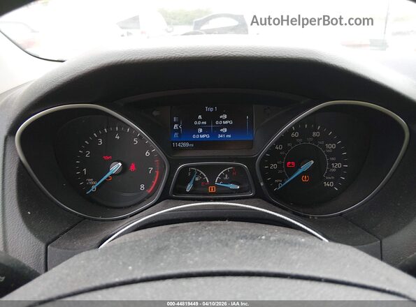 1FADP3E22GL207125 2016 FORD FOCUS Белый Вид задних сидений