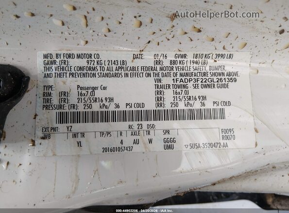 1FADP3F22GL261359 2016 FORD FOCUS White Engine compartment view