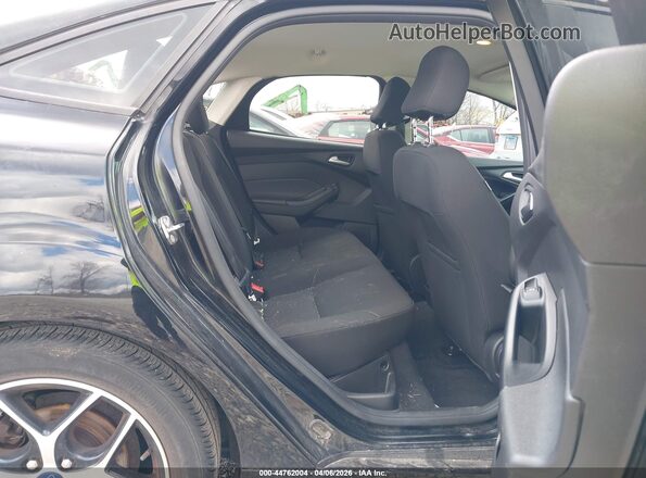 1FADP3F23HL239680 2017 FORD FOCUS Black Widok naklejki z numerem VIN