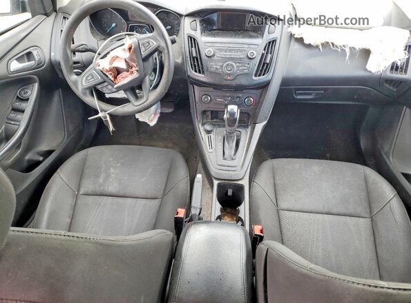 1FADP3F23JL206071 2018 FORD FOCUS Белый Вид панели приборов