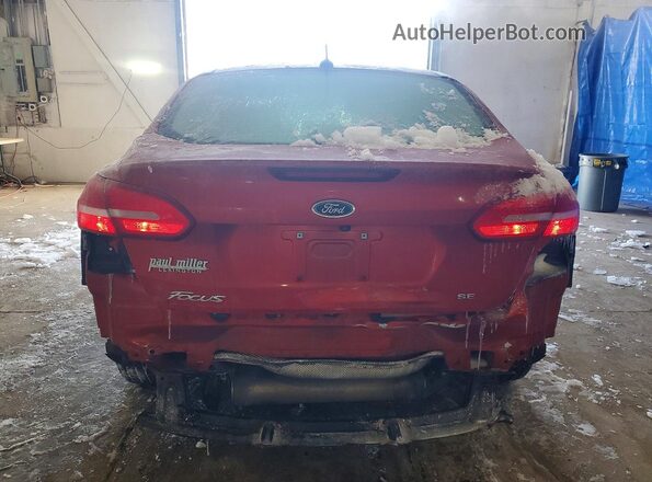 1FADP3F25JL276879 2018 FORD FOCUS Red Widok z tyłu