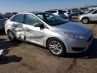2018 Ford Focus Se Серебряный vin: 1FADP3F26JL233930