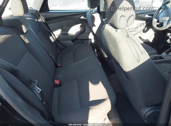 1FADP3F26JL301823 2018 FORD FOCUS Черный Вид наклейки с VIN-кодом