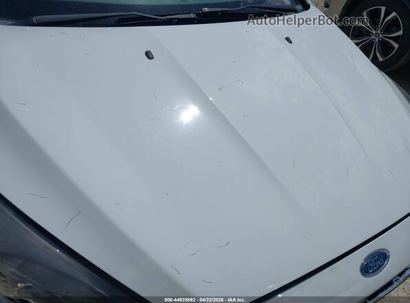 1FADP3F28GL376306 2016 FORD FOCUS Белый Вид щитка приборов