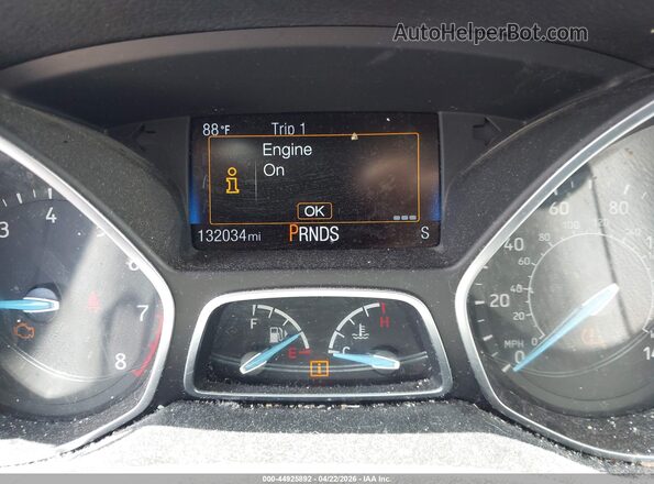 1FADP3F28GL376306 2016 FORD FOCUS Белый Вид задних сидений