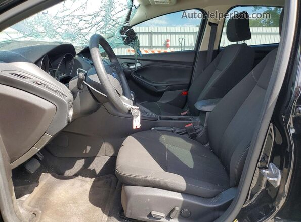 1FADP3FE3GL318128 2016 FORD FOCUS Черный Вид салона спереди