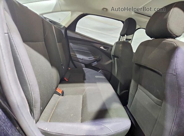 1FADP3H25JL274353 2018 FORD FOCUS Черный Вид задних сидений