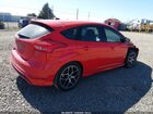 2016 Ford Focus Se Красный vin: 1FADP3K21GL225815