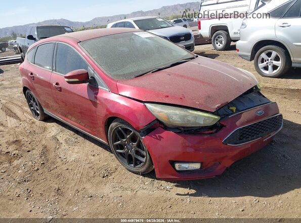 1FADP3K26GL256204 2016 FORD FOCUS Красный Передняя правая четверть