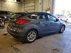 2018 Ford Focus Se Gray vin: 1FADP3K28JL213751