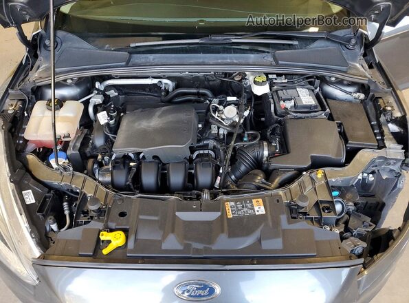 1FADP3K28JL213751 2018 FORD FOCUS Gray Вид задньої частини салону
