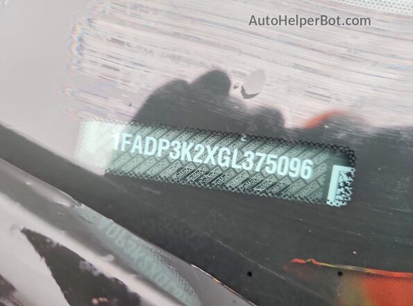 1FADP3K2XGL375096 2016 FORD FOCUS Black Вид підкапотного простору