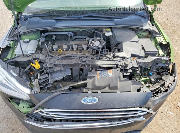 1FADP3N23JL323716 2018 FORD FOCUS Зеленый Вид задней части салона