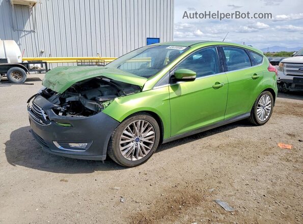 1FADP3N23JL323716 2018 FORD FOCUS Зеленый Передняя левая четверть