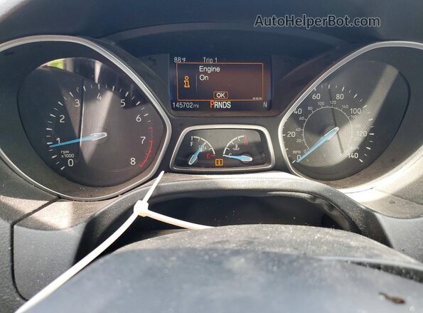 1FADP3N23JL323716 2018 FORD FOCUS Зеленый Вид щитка приборов