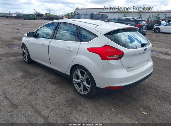 1FADP3N27GL377142 2016 FORD FOCUS Белый Задняя левая четверть