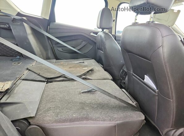1FADP5BU2GL112145 2016 FORD C-MAX Gold Rear seats view
