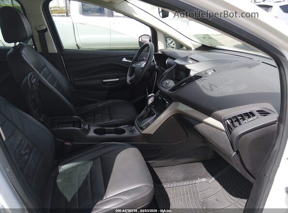 1FADP5CU9GL101402 2016 FORD C-MAX ENERGI White Widok wnętrza z przodu