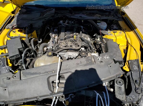 1FATP8UH2G5293152 2016 FORD MUSTANG Желтый Вид задней части салона