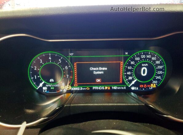 1FATP8UH2N5115190 2022 FORD MUSTANG Красный Вид щитка приборов