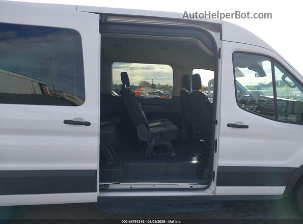 1FBAX2C87RKA46637 2024 FORD PASSENGER White Widok naklejki z numerem VIN