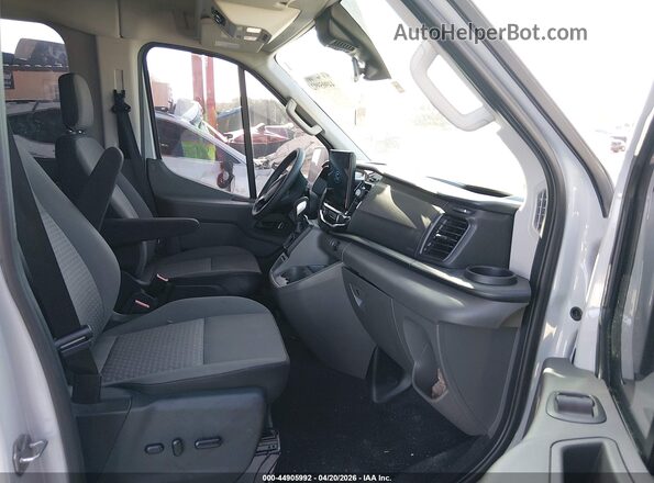 1FBAX2CG4PKB83295 2023 FORD PASSENGER Gray Սալոնի դիմացի տեսք