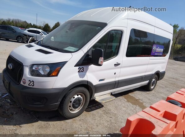1FBAX2X89PKA75130 2023 FORD PASSENGER White Передня ліва чверть