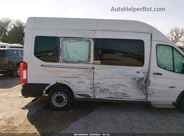 1FBAX2X89PKA75130 2023 FORD PASSENGER White Вид задньої частини салону