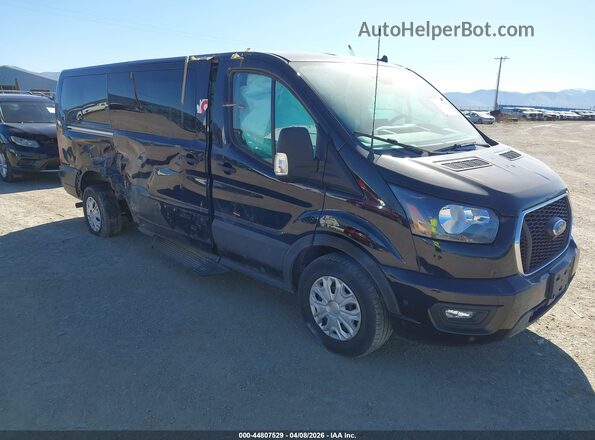 1FBAX2Y85RKA43180 2024 FORD PASSENGER Черный Передняя правая четверть
