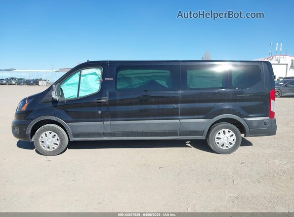 1FBAX2Y85RKA43180 2024 FORD PASSENGER Черный Панорамный вид салона 360°