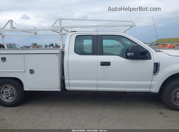 1FD7X2A61LEC90681 2020 FORD F-250 White Vista interior trasera