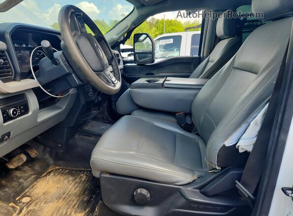 1FD8W3HT4PED67977 2023 FORD F350 White Вид салону спереду